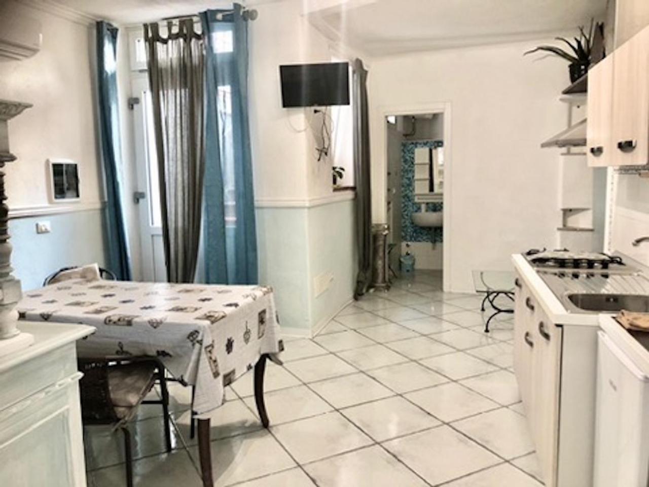 איסקיה Tavernetta Sul Porto מראה חיצוני תמונה