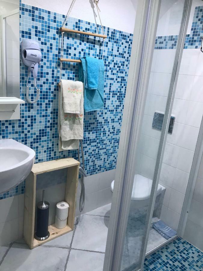 איסקיה Tavernetta Sul Porto מראה חיצוני תמונה